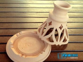 Porta Candele Citronelle da tavolo rustica con intagli in Terracotta Salentina