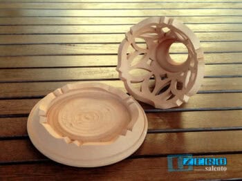 Porta Candele Citronelle da tavolo rustica con intagli in Terracotta Salentina - immagine 4