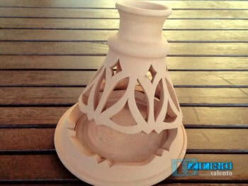 Porta Candele Citronelle da tavolo rustica con intagli in Terracotta Salentina - immagine 3