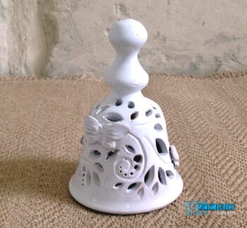 Campana di Natale in Terracotta Salentina smaltata bianca - immagine 3