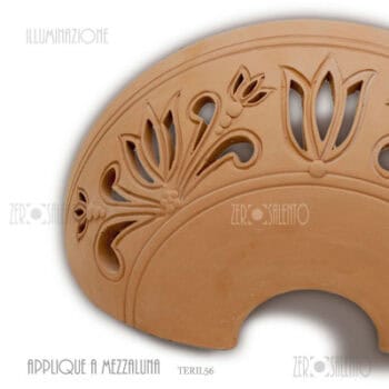 Applique Terracotta mezzaluna traforata floreale TERIL56 - immagine 3