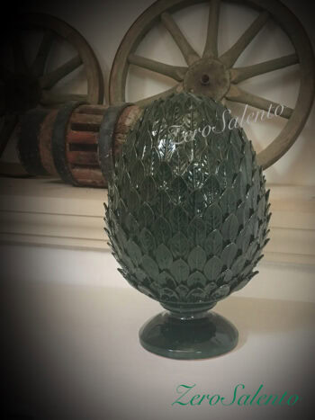 Pigna in Terracotta con Foglie venate cm 40- Ceramica del Salento - immagine 2