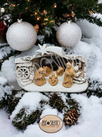 Presepe di Natale in Terracotta Capanna bianco anticato con Sacra Famiglia T.036