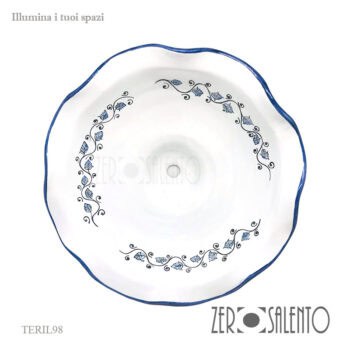 Lampadario in terracotta con bordi ondulati blu dipinto a mano TERIL98