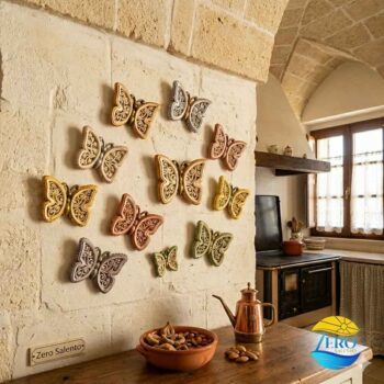 Farfalle calamita in terracotta - immagine 3