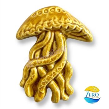 Calamita Artigianale in Ceramica - Medusa del Salento giallo ocra