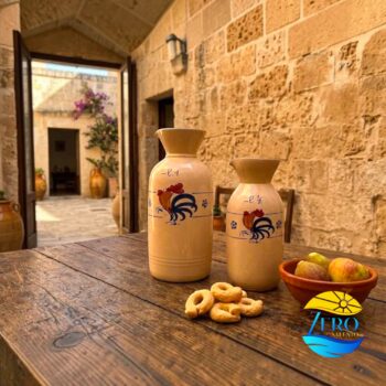 Brocca Bottiglia in Terracotta Acqua e Vino –Ceramica decoro Gallo Salentino