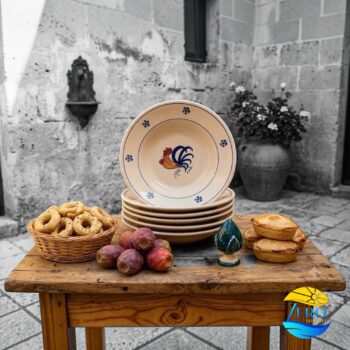 Piatto Fondo in Terracotta – Ceramica decoro con Gallo Salentino