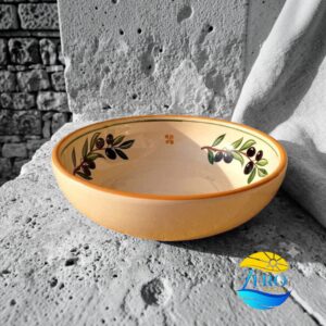 ciotola-fonda-ceramica-artigianale-salentina-decoro-olive