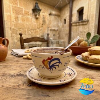 Tazza Cioccolata calda senza manico in Terracotta – Ceramica decoro Gallo Salentino