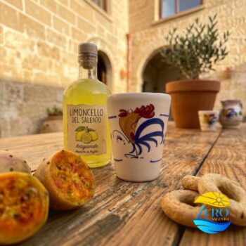 Bicchiere Limoncello in Terracotta – Ceramica decoro Gallo Salentino