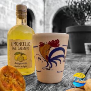Bicchiere Limoncello in Terracotta – Ceramica decoro Gallo Salentino